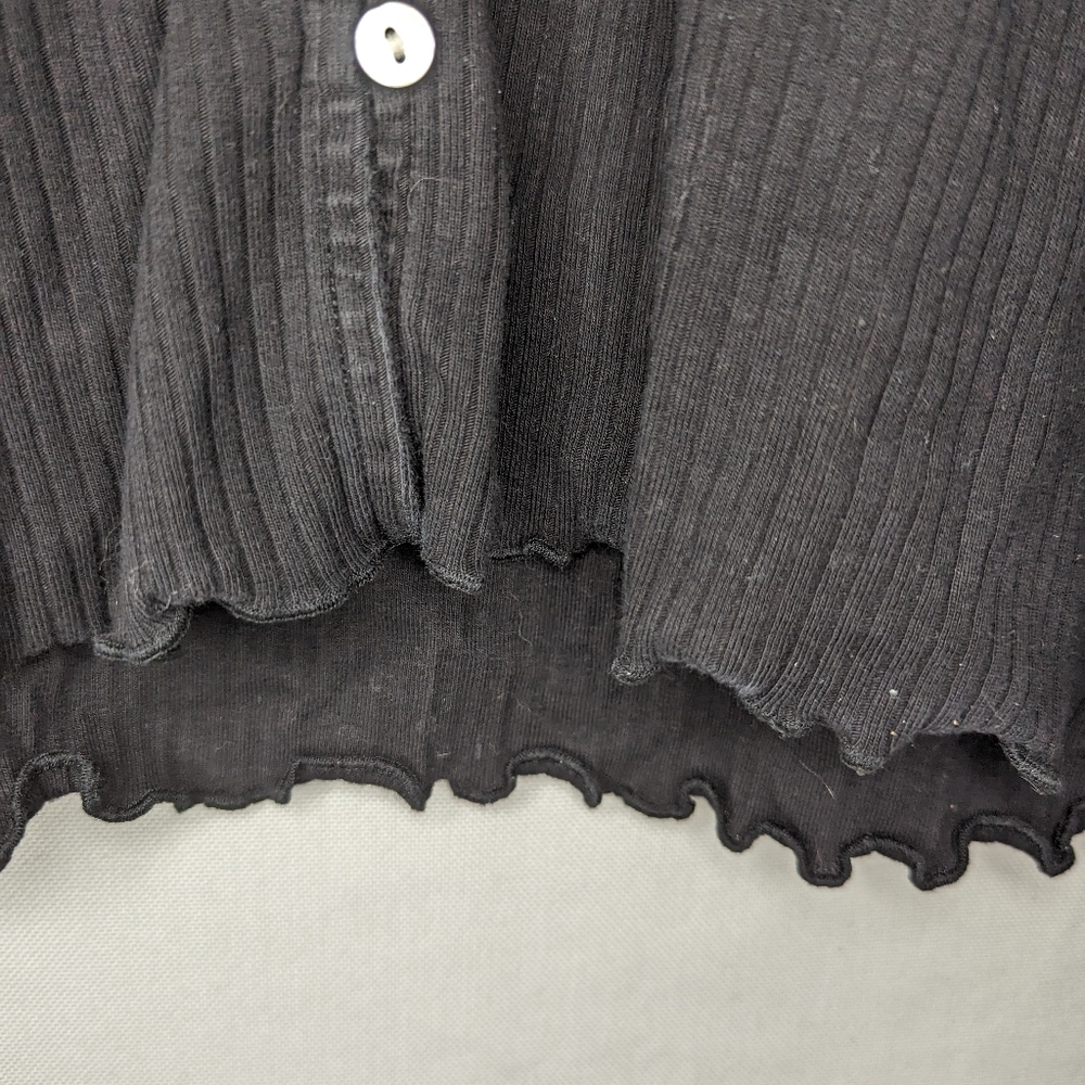 Soft Focus Black Ribbed Collared Ruffled Button Cardigan Size XL - Picture 4 of 13